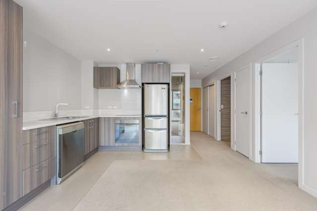 One Bedroom Plus Study