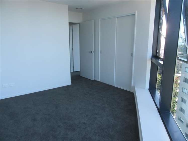 1501/18 Saint Martins Lane Grafton_14