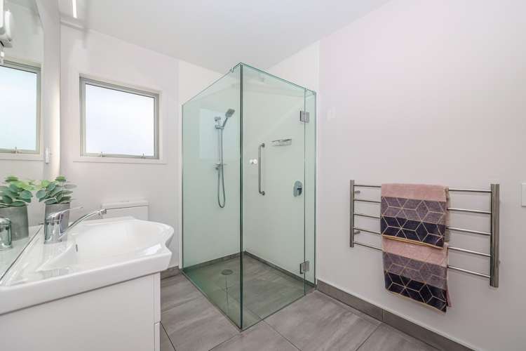 15 Rotary Park Close Shiel Hill_12