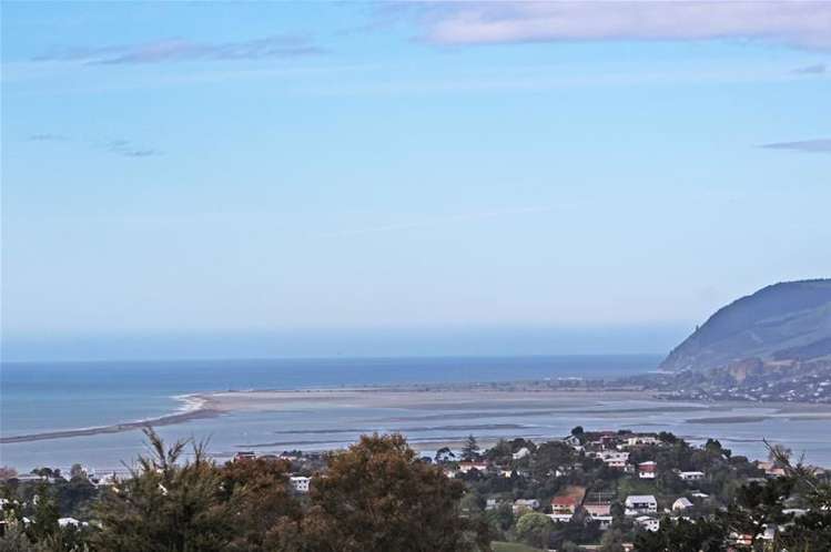 335 Princes Drive Britannia Heights_2