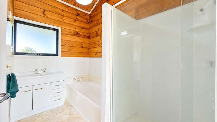 8 Innes Road Lichfield_10