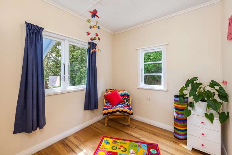 56 Atkinson Road Titirangi_13