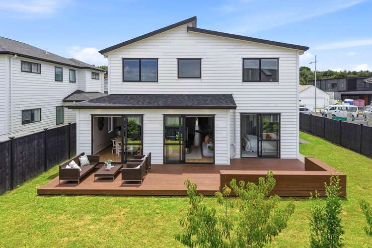 20 Headsail Drive Long Bay_21