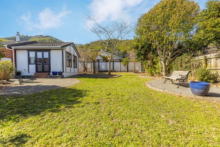 10 Kakariki Grove Waikanae_23