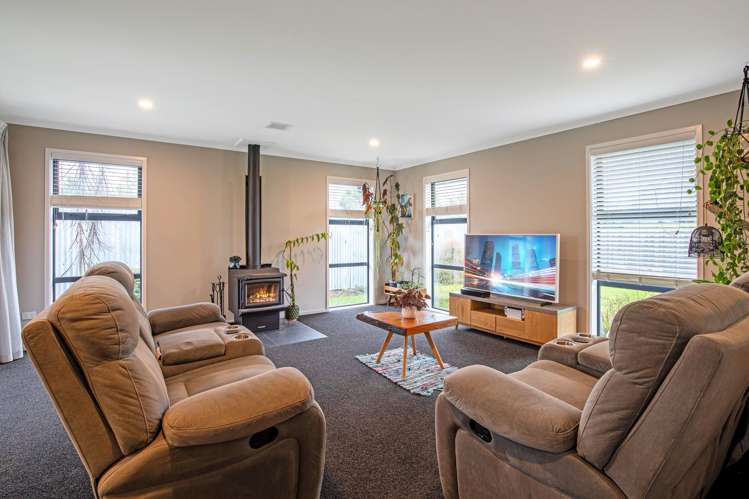 27 Newbrook Terrace Darfield_2