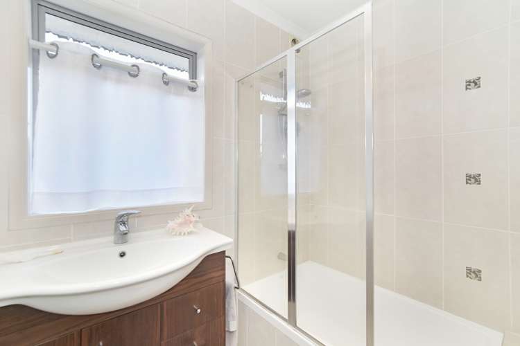 3a Tudor Place Mount Maunganui_13