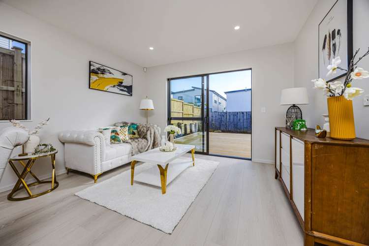 23 Obelus Road_5
