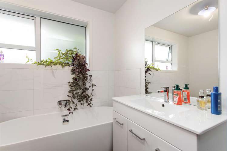 2/127 Clarence Street Riccarton_6