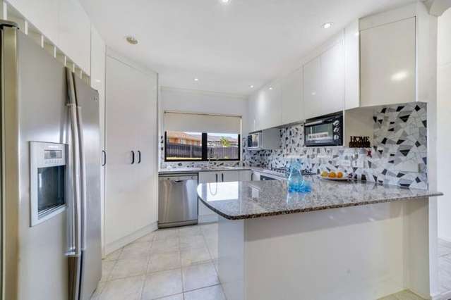 96 Pitt Avenue Clendon Park_4
