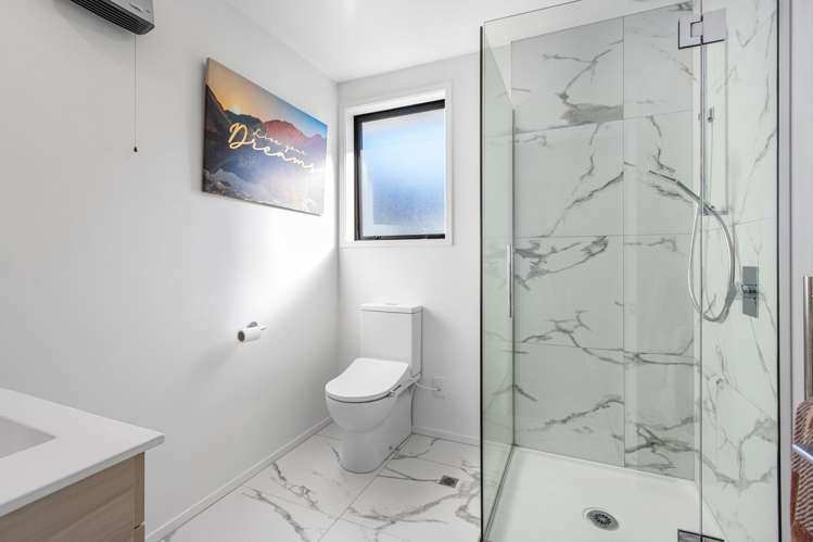 2/4 Riccarton Road Riccarton_6