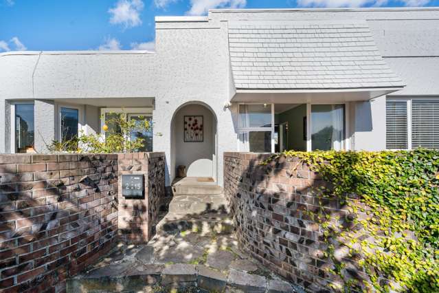 Art Deco Classic in Coveted Coastal Precinct
