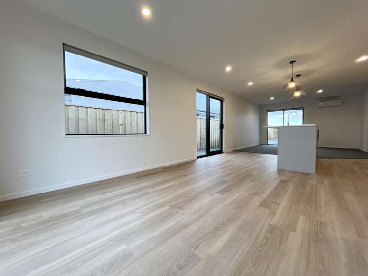 33 Chartreuse Way 11103_5