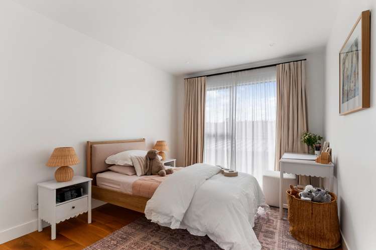 88 Riverhead Point Drive Riverhead_11