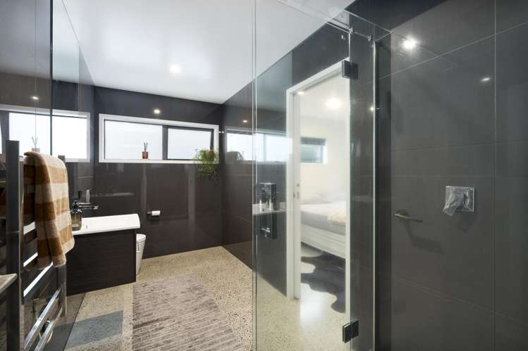 239 Metcalfe Road Ranui_10