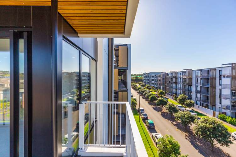 302/3 Bluegrey Avenue Stonefields_12