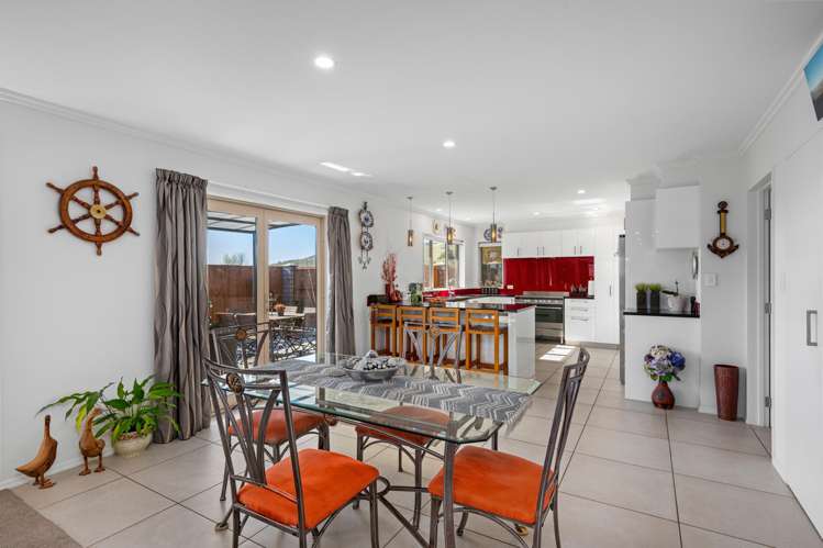 8 Rifle Range Place Witherlea_5
