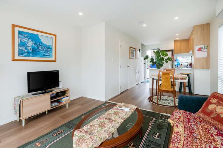 84 Selo Street Glen Eden_6