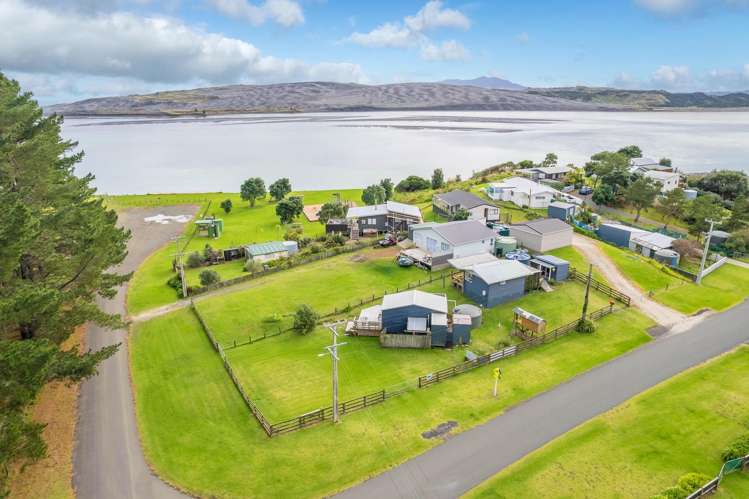27 Lawton Drive Aotea Harbour_17