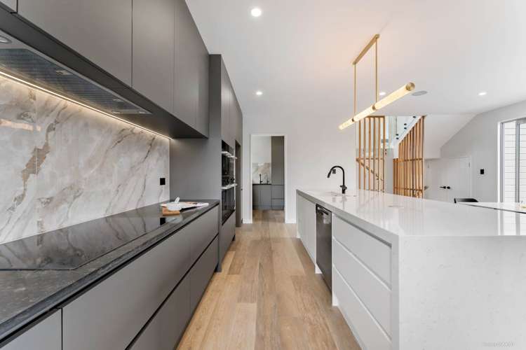 84 Joshua Carder Drive Hobsonville_12