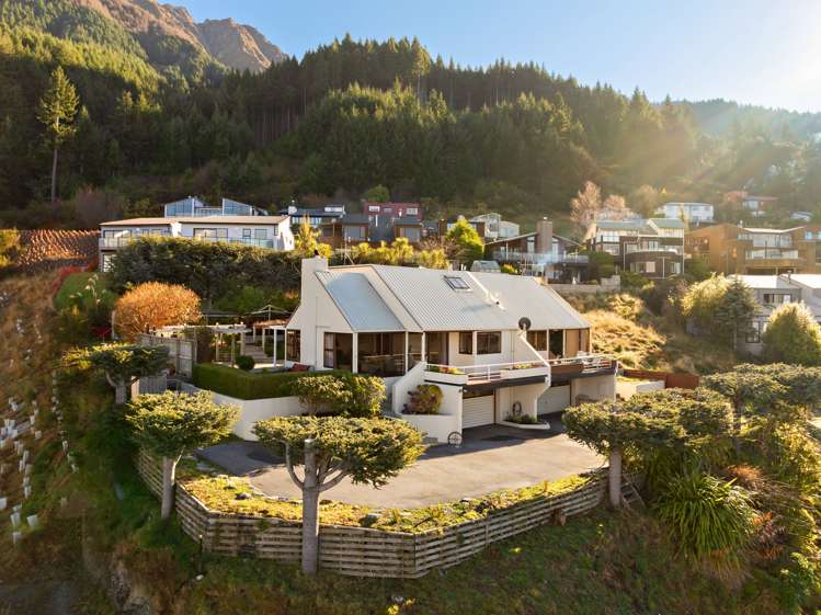 110b Wynyard Crescent Fernhill/Sunshine Bay_35