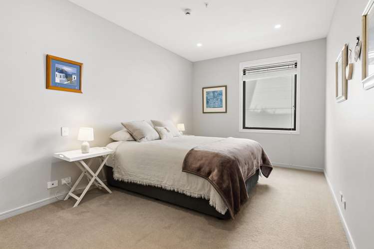 305/64 Te Oneroa Way Long Bay_5