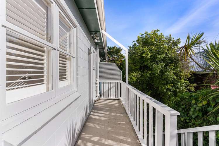 4/1 Saratoga Avenue Herne Bay_7