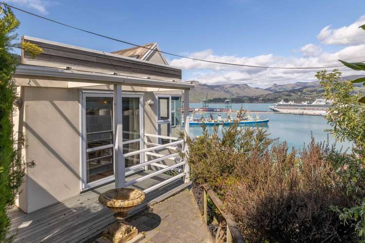 8a Bridle Path Lyttelton_21