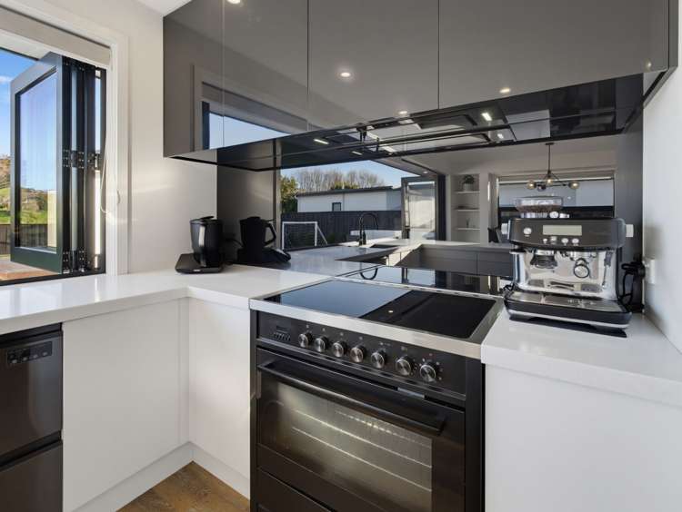 89 Daelyn Drive Richmond_11