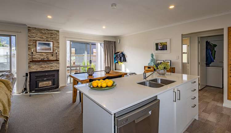 6 Wineberry Lane Ohakune_10