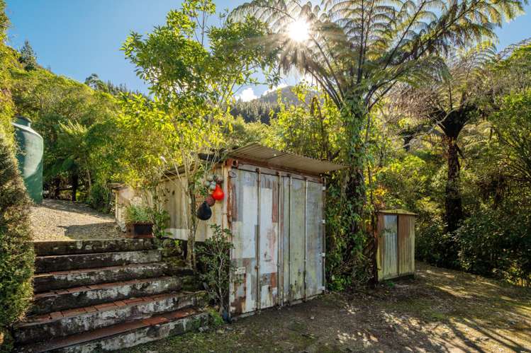 Lot 2/- Double Bay, Raetihi Kenepuru Sound_19