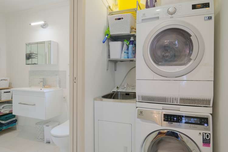 17 Forfar Street Clyde Hill_13