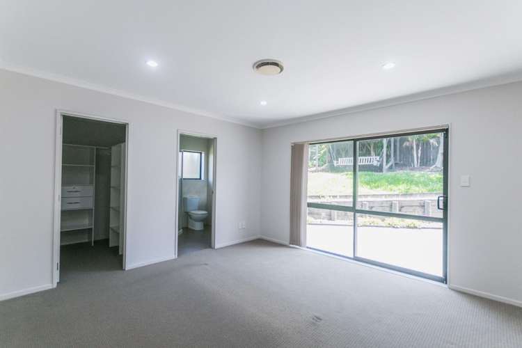 94 San Marino Drive West 11401_4