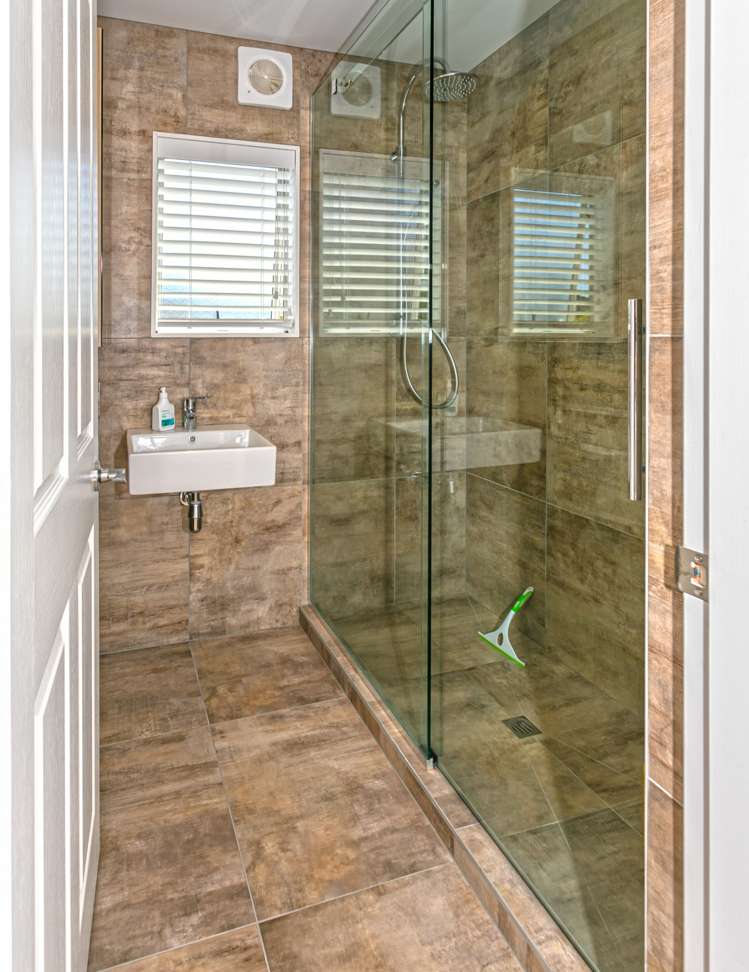 407 Onemana Drive Onemana_24