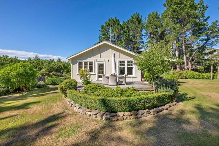 188 Ellerton Valhalla Road Kekerengu_35