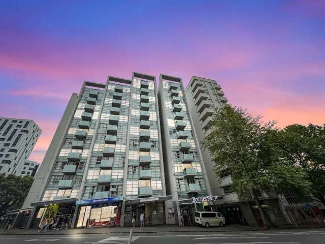 Smart-Buy Freehold Near Universities