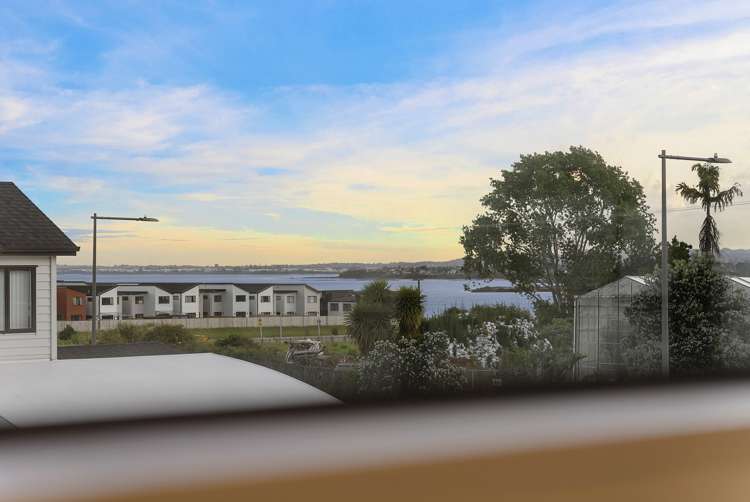 4a Thomas Rielly Avenue Hobsonville_8