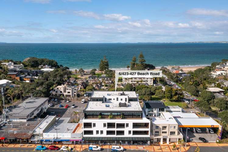 6/423-427 Beach Road_2