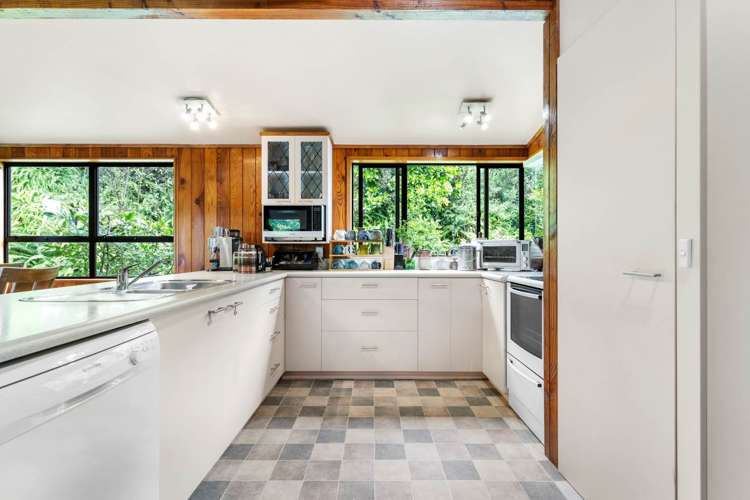 1320 Highway 22 Pukekawa_13