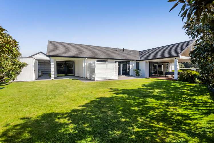 6 Pebble Beach Court Waiwhakaiho_63