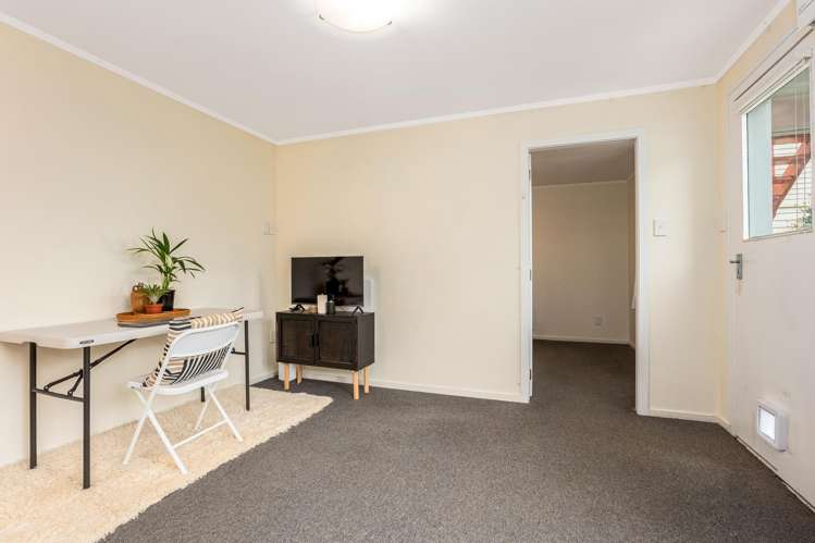 62 Severn Street Island Bay_16