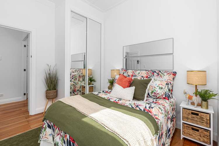 83 Golf Road New Lynn_19