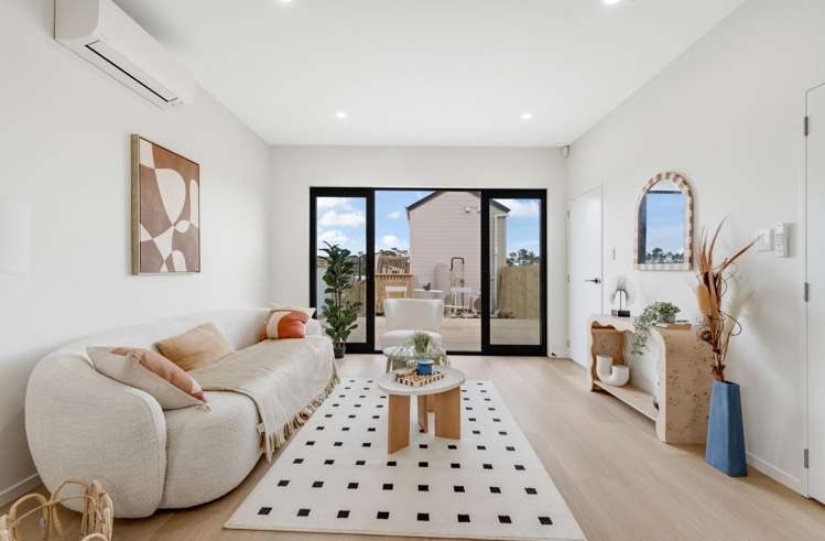 636 Kerepi Street Westgate_13