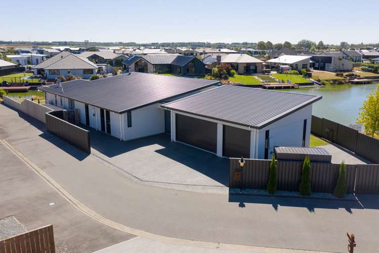 8 Halston Close Huntingdon_22