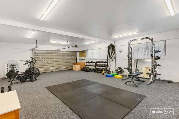 8 Prestwick Place Wattle Downs_13