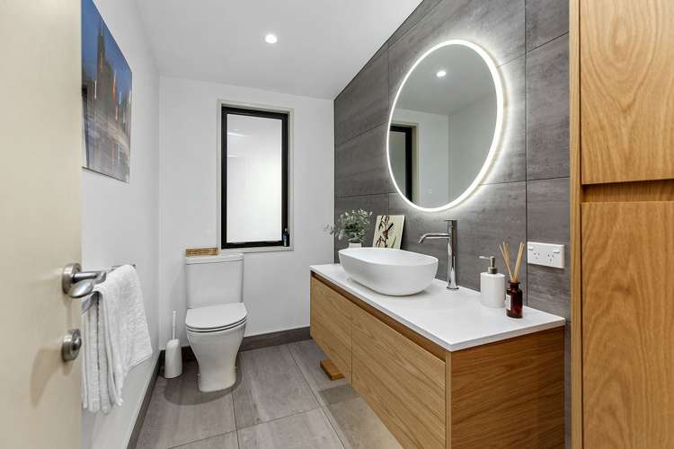 12 Gladys Scott Place Tawa_33