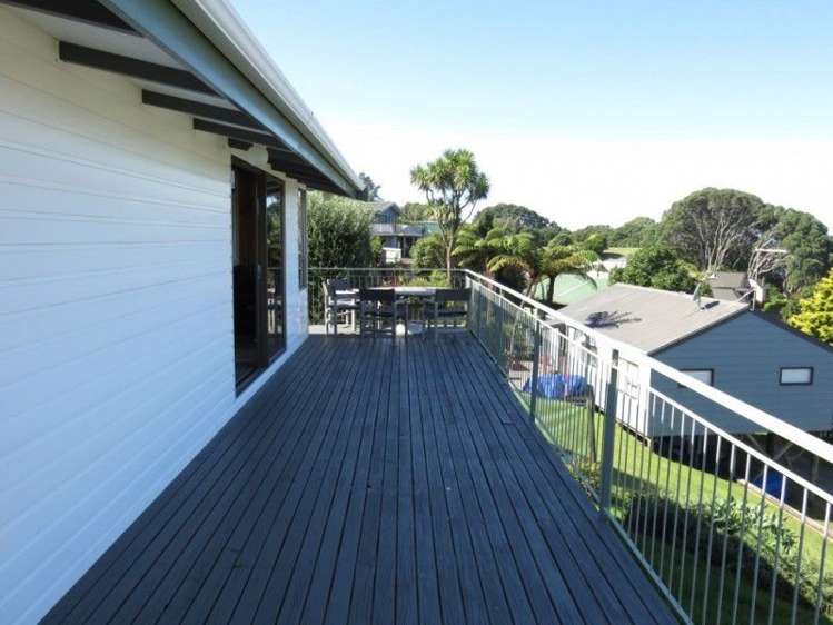 139 Bambury Place Onemana_13