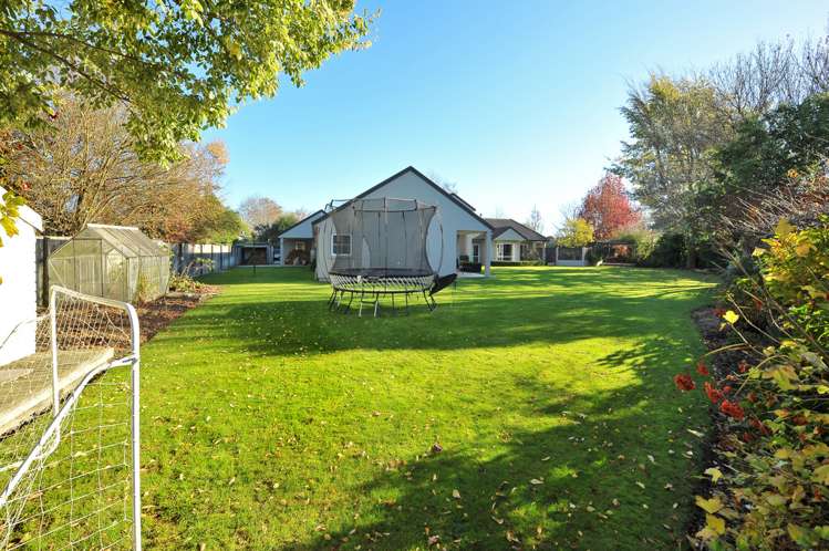 52 Regent'S Park Drive Casebrook_19