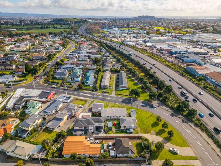 78 Melrose Road Mt Roskill_27