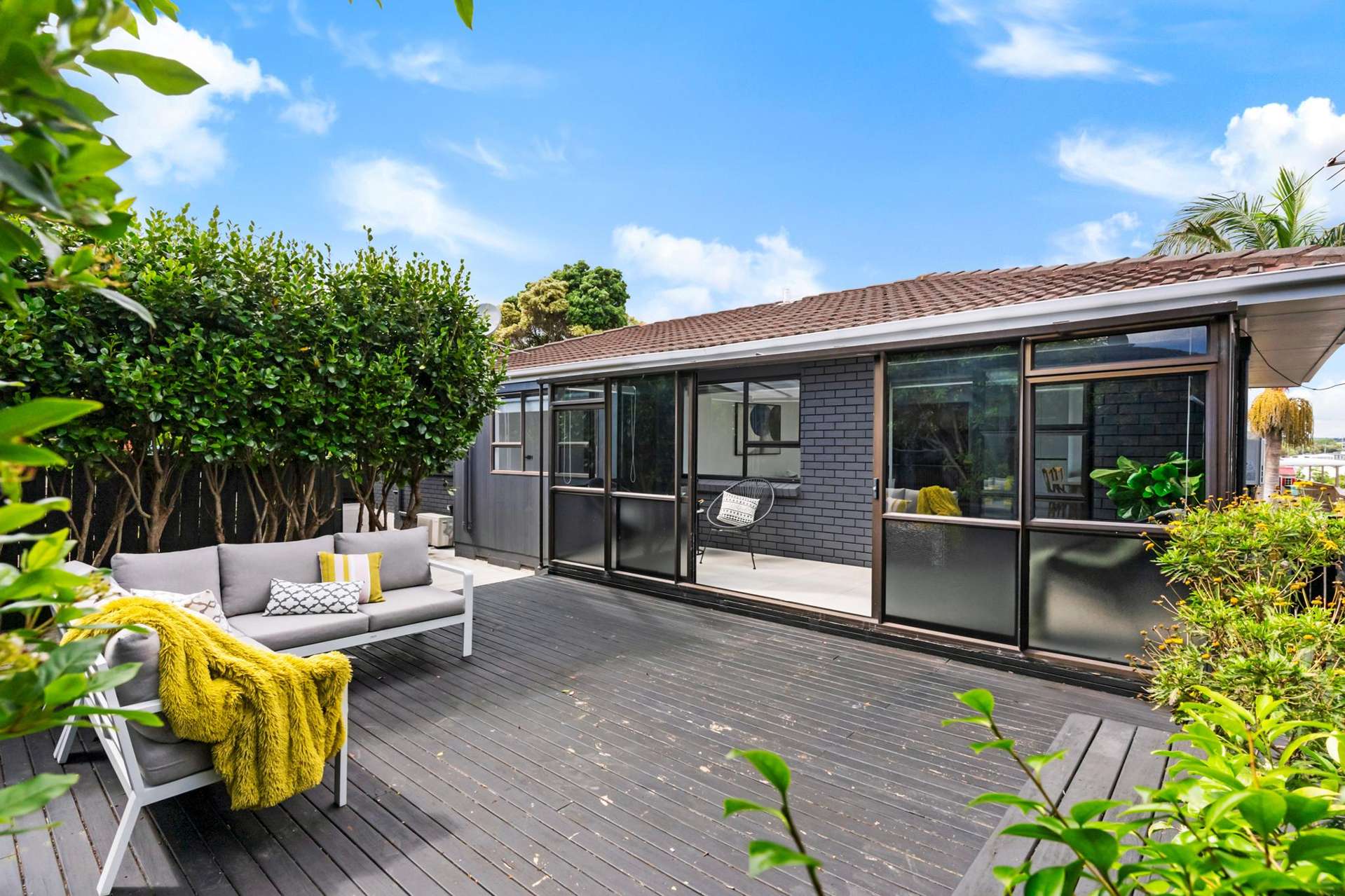 1/131 Botany Road Botany Downs_0