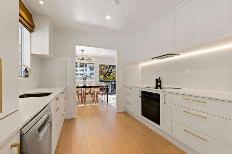 54 Huff Street Queenstown_9